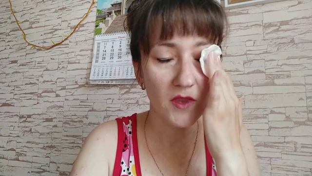 Мицеллярная вода против двухфазного средства - смываем боевой раскрас с AVON