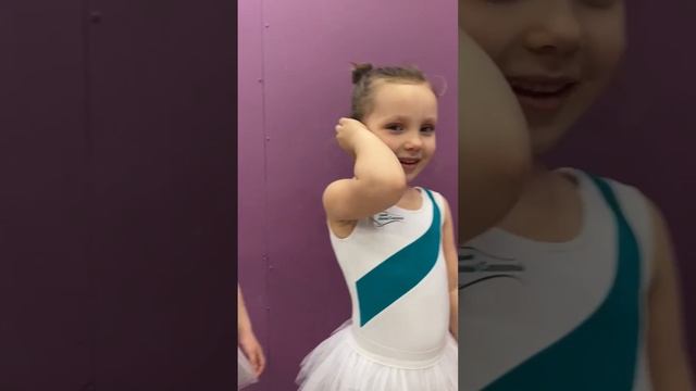 Впечатления от первого выступления наших малышек🥰