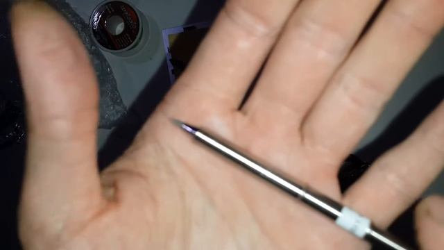 Паяльник Bakon BK950D с жалом T12 смотреть онлайн