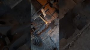 Мой Угол АККЕРМАНЕ неправильный на мини-тракторе , будим исправлять как и Гидравлику !!!