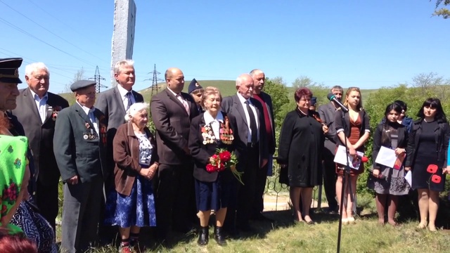 Открытие памятного знака защитникам Крыма смотреть онлайн