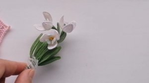 Подснежники. Вязаные цветы. Цветы связаны крючком. Вязаная брошь.