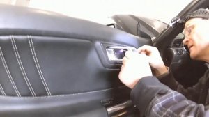 Замена бокового стекла и форточки на FORD MUSTANG. Часть 1. Демонтаж дверной обшивки.