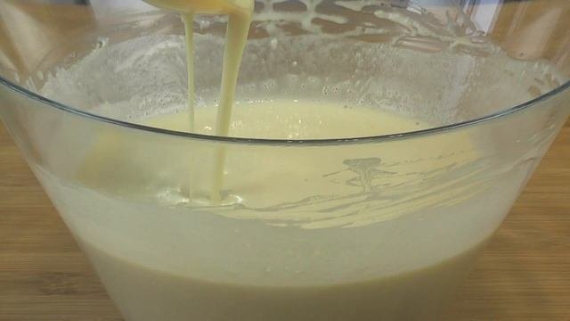 Блины на молоке . Как приготовить тонкие блинчики . Бабушкин рецепт  / Pancakes With Milk. Eng Sub