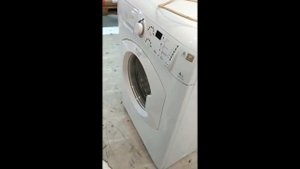 Стиральная машина Ariston ARUSF105