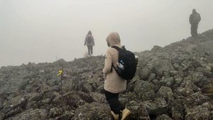 Подъем на Конжак | Конжаковский камень в тумане | Уральские горы