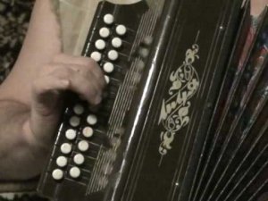 АЗЫ игры на гармошке хромке и частушки в миноре