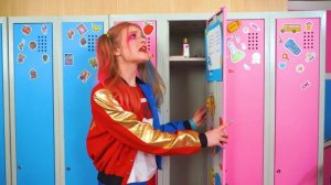 Фейковая VS Настоящая Харли Квинн | Борьба Девушек Супергероев