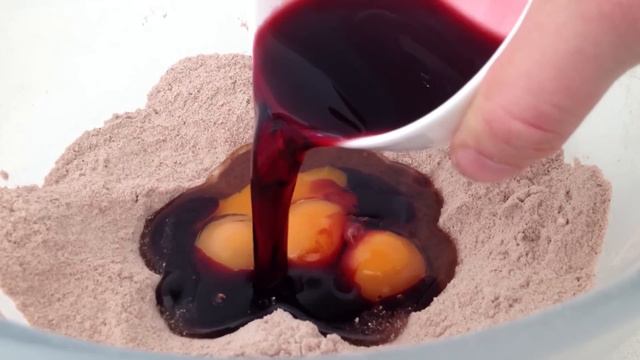 Red Velvet Cupcake Recipe HOW TO COOK THAT Ann Reardon смотреть онлайн