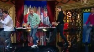 Танец Хью Джекмана в ПрожекторПерисХилтон (24.09.2011)