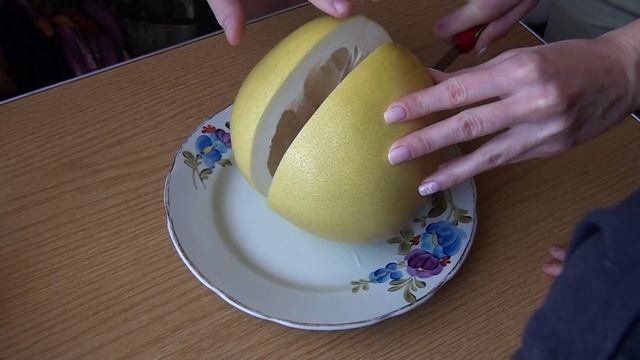 ? Помело фрукт