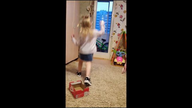 Добрые жители! Всем большой ПрИвЕт )) / Good people! A big Hello to all )) смотреть онлайн