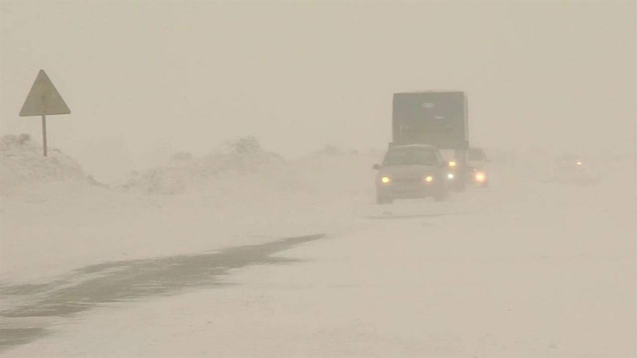 Покажи видео как можно установить. Как установить видео. Как поставить видео на рабочий стол windows 7. Как сделать заставку для видео. Как поставить видео на обои на виндовс 7.