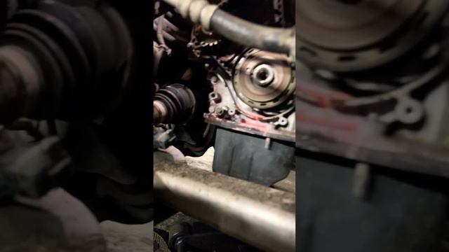 WATER PUMP FAILURE Citroen berlingo 1.6d #peugeot #automobile #waterpump #mechanic #engine смотреть онлайн