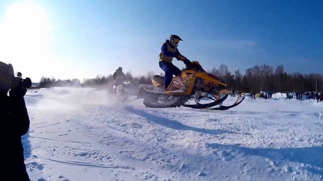 Гонки на снегоходах-Томск-2017 смотреть онлайн