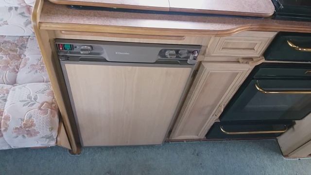 STERLING EVROPA. 1996г-750кг. смотреть онлайн