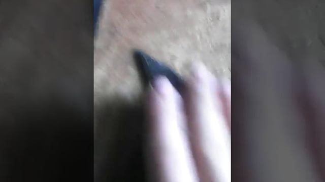 Зомби апокаліпсис . Обзор на кинджал против зомбі .