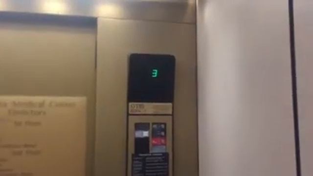 Elevator at Aurora Hospital смотреть онлайн