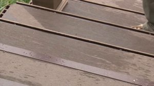 Монтаж причала. Террасная доска и ограждение из ДПК.