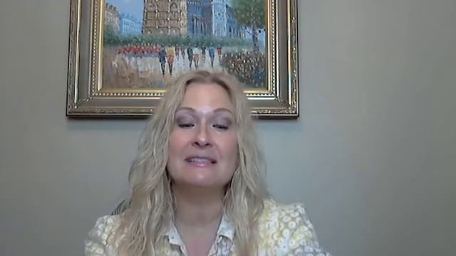 Холли Стаут о невероятной увлажняющей сыворотке смотреть онлайн