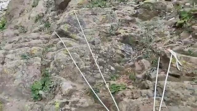 Страховка партнёра в горном туризме с минимумом снаряжения смотреть онлайн