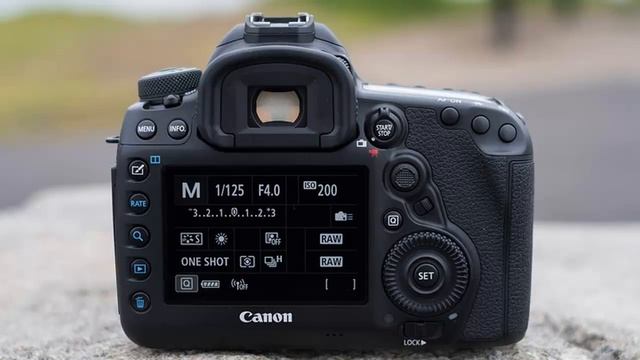 WOW!! Amazing Canon EOS 80D Review смотреть онлайн