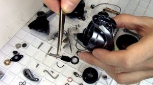 Катушка Shimano Ultegra 2500 FB. Устроиство в деталях по Ультегра от Шимано.