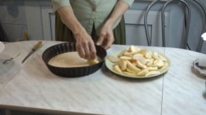 Пирог яблочный на ряженке вкусно и быстро / apple pie