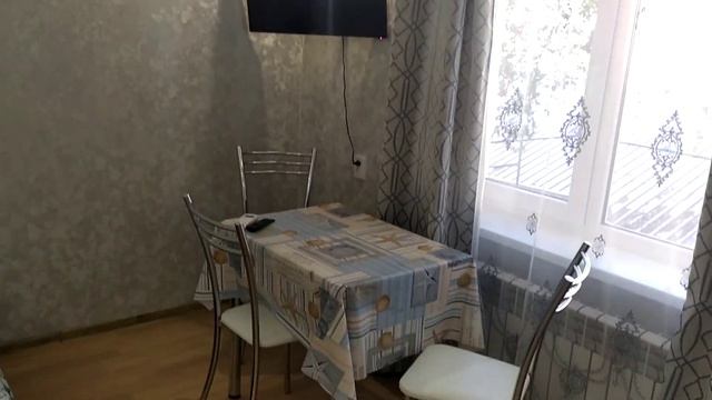 Частный дом у моря в Алуште посуточно. Центр города. смотреть онлайн