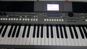 Yamaha PSR S 670