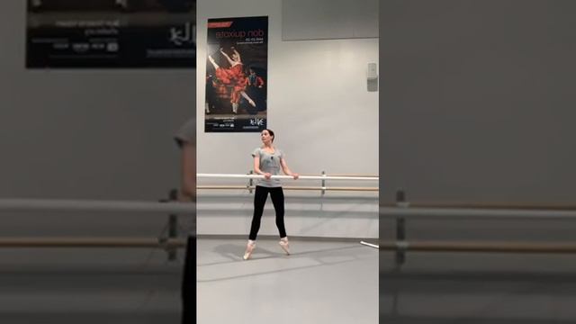 Vanessa Zahorian, Artistic Director Pennsylvania Ballet Academy, Pointe class смотреть онлайн