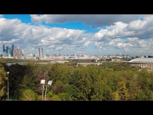 Москва, Смотровая площадка Воробьёвы горы, Андреевский монастырь, университет им. Ломоносова.