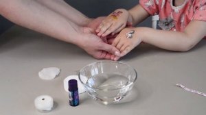 Клеим переводные татуировки для девочек Липляндия