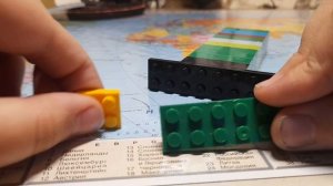 первое видео! делаю нож м9 из лего.