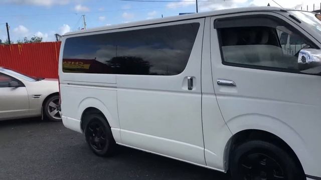 2006 Toyota Hiace смотреть онлайн