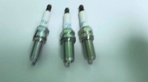 Отличие оригинальных свечей Hyundai/Kia 1884410060 от подделки, NGK 97098 SILKR6C10E