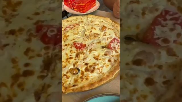 Самая вкусная пицца 🍕#пицца#белогорск#крым#россия#оченьвкусно