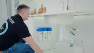 Как установить БАРЬЕР ПРОФИ   трехступенчатый фильтр для воды под мойку