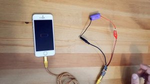 IZI Зарядил iPhone от одноразки