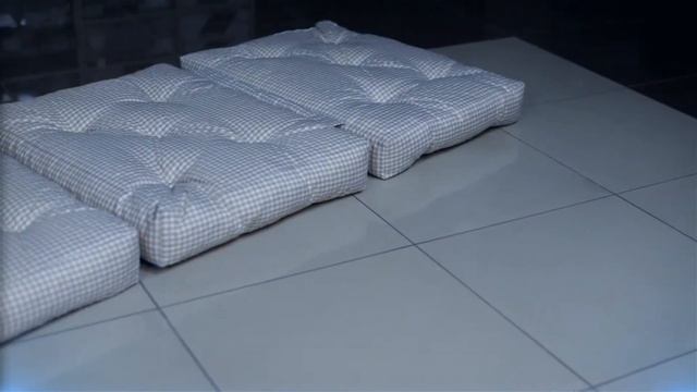 Обзор тонкого матраса-футона Mr.Mattress Chisai смотреть онлайн