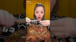 КИТАЙЦЫ ЕДЯТ НА КАМЕРУ /АСМР ЕДА... ???