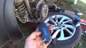 Замена задних колодок Hyundai Tucson 2019