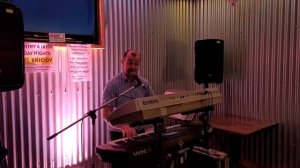 Noel Briody singing Louisiana Saturday Night in Boylan's Bar Ardee - 11th November 2022