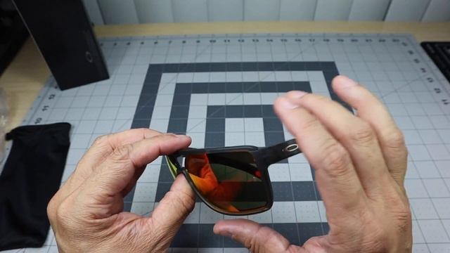 Oakley Castel смотреть онлайн