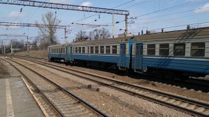 ЭР9М-549 отправляется со станции Святошин ( Киев ), рейс 6613 Киев-Пасс. (Пригородный) – Коростень