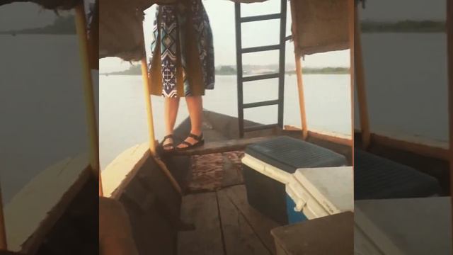 SUNSET BOAT RIDE IN BAMAKO!! смотреть онлайн