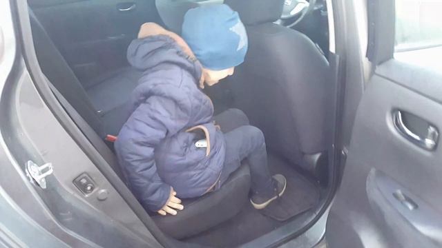 Каждый автомобилист должен показать этот ролик своему ребенку смотреть онлайн