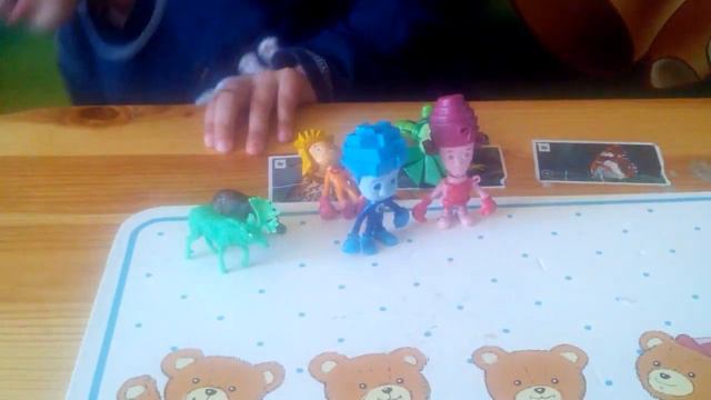 Аня играет фиксиками смотреть онлайн