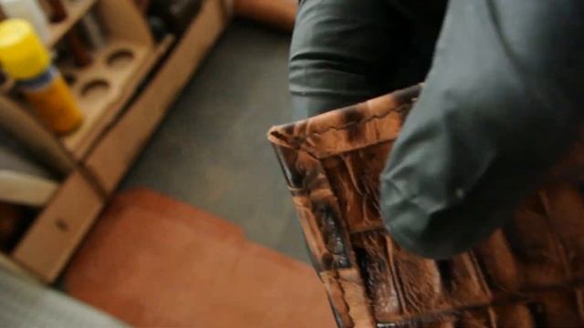 Рюкзак из кожи своими руками. Рюкзак - мешок. смотреть онлайн