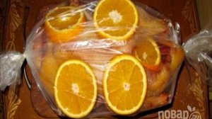 Утка с апельсинами в рукаве